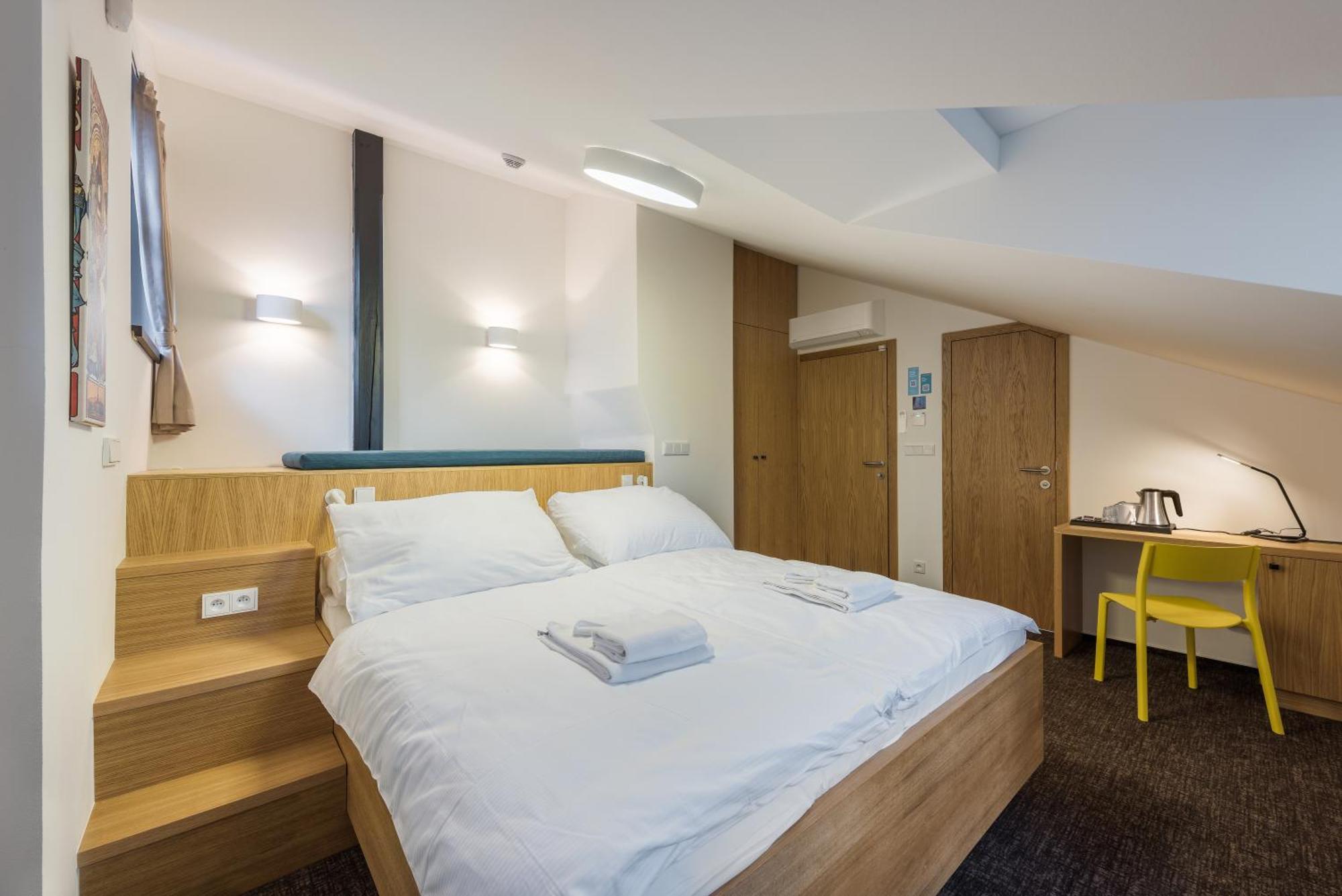 Fancy Apartments By Prague Castle — Photos 1